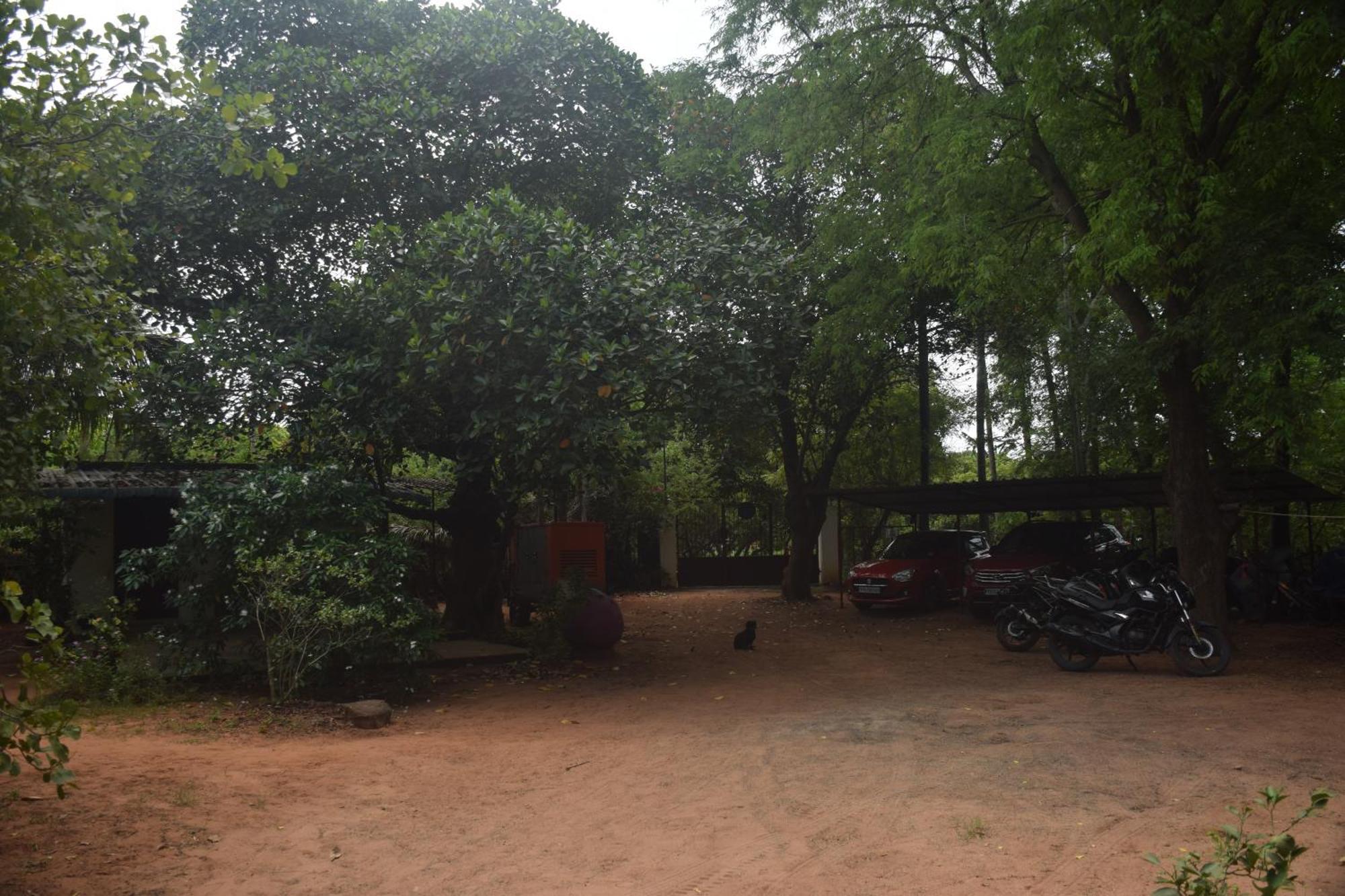 Hotel Travellers Crib à Auroville Extérieur photo