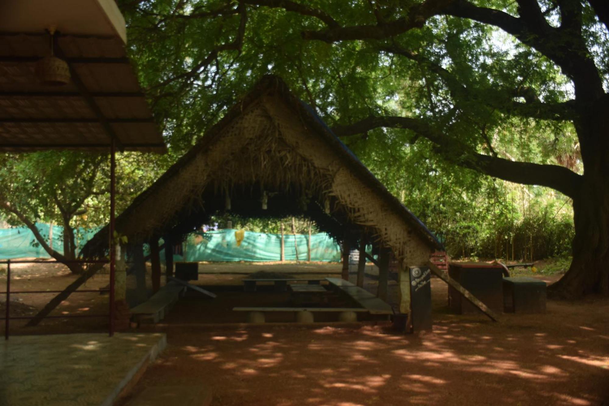 Hotel Travellers Crib à Auroville Extérieur photo