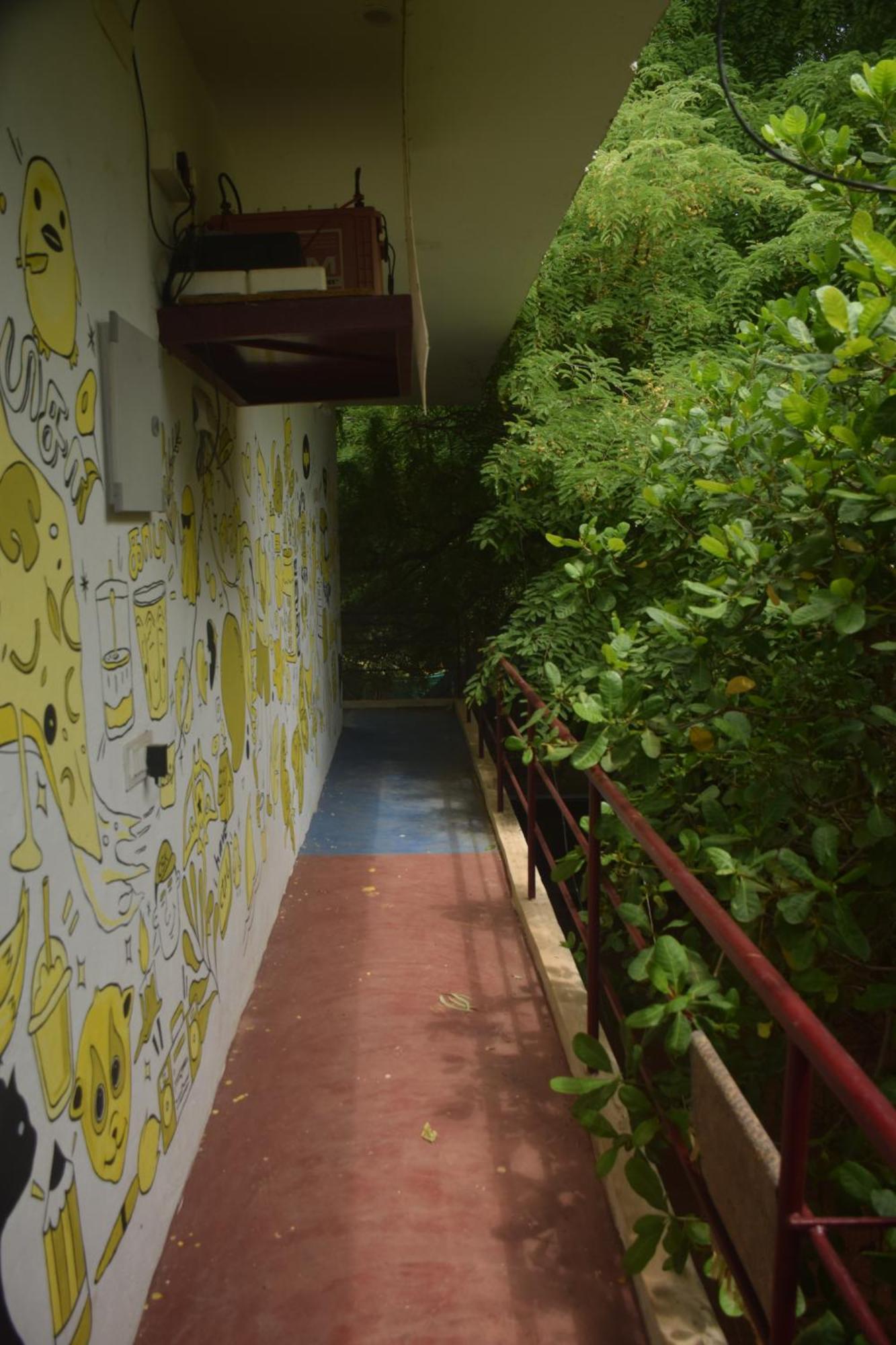 Hotel Travellers Crib à Auroville Extérieur photo