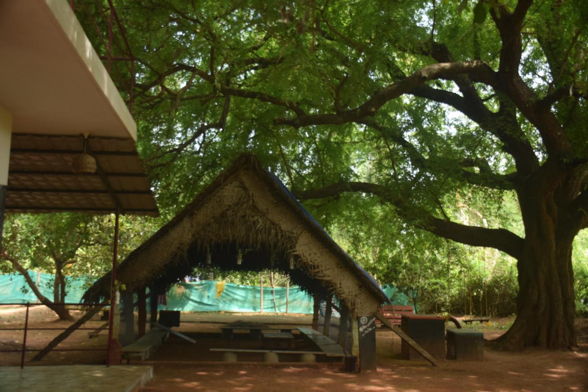 Hotel Travellers Crib à Auroville Extérieur photo